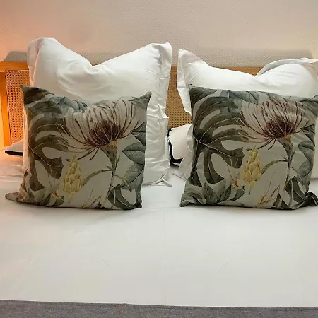 La Greenwood, Spacious & Cozy Apartment *