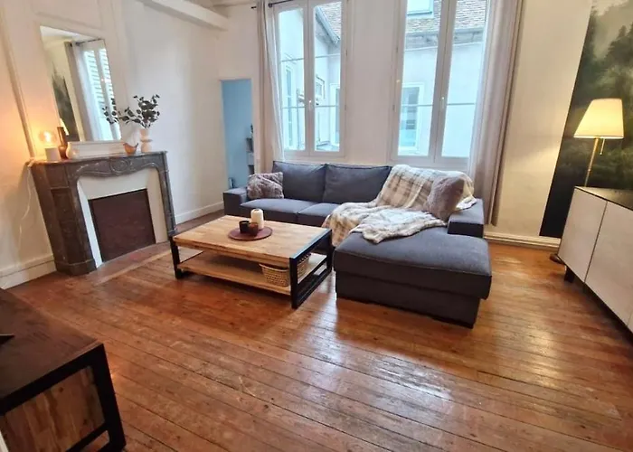 Apartment La Greenwood, Spacious & Cozy *